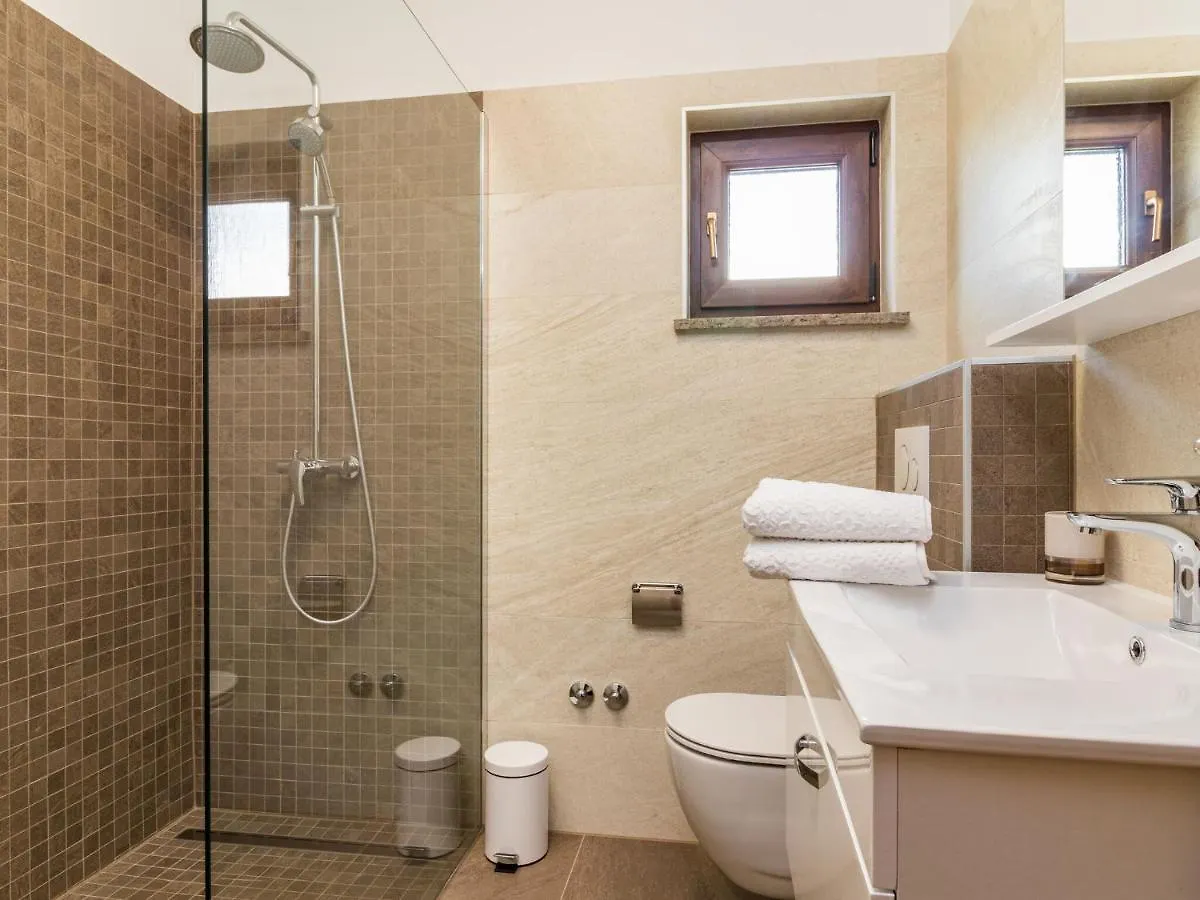 Beautifull Villa With Private Pool Pula